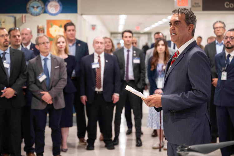 Over 50 cutting-edge technology exhibits were displayed in the halls of the Pentagon for 2025 DoD Manufacturing Technology (ManTech) Day! ⚙️💡 The Honorable Emil Michael had an opportunity to interface with several Manufacturing Innovation Institutes (MIIs) that specialize in everything from engineered cells and tissues to robotics. The Department of Defense Manufacturing Technology Program plays a huge part in the Office of the Under Secretary of Defense for Research and Engineering and continues to strengthen the next generation of American manufacturing technology that supports our warfighters.